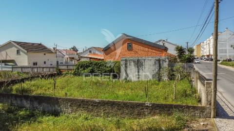 Terreno urbano  para prédio, comércio e ou escritórios