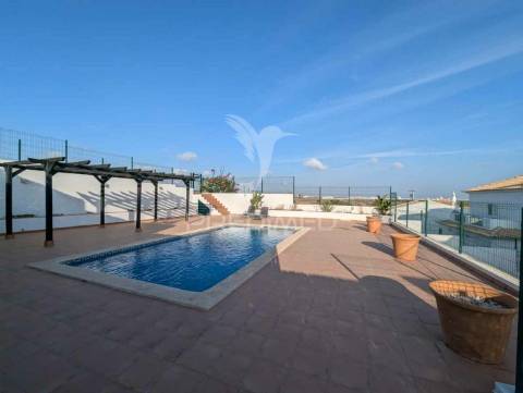 Fantástica moradia t3 com piscina em castro marim