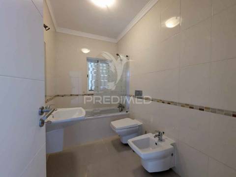 Fantástica moradia t3 com piscina em castro marim