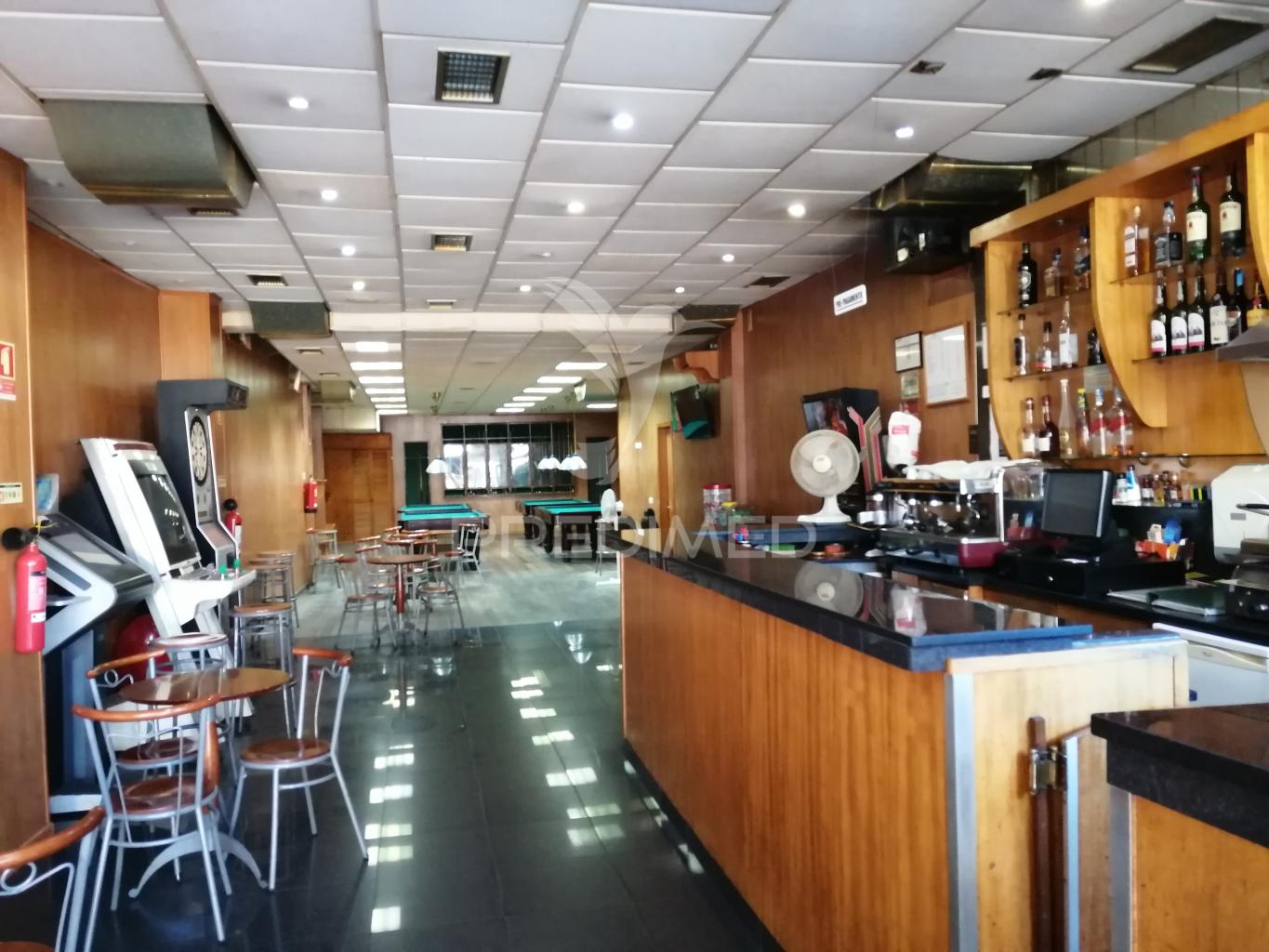 Café / salão de jogos  - centro de matosinhos