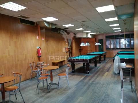 Café / salão de jogos  - centro de matosinhos