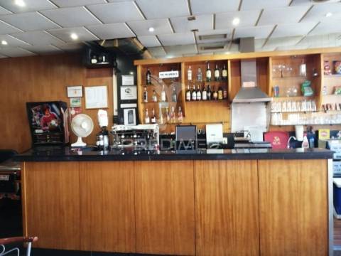 Café / salão de jogos  - centro de matosinhos