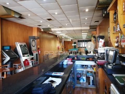 Café / salão de jogos  - centro de matosinhos