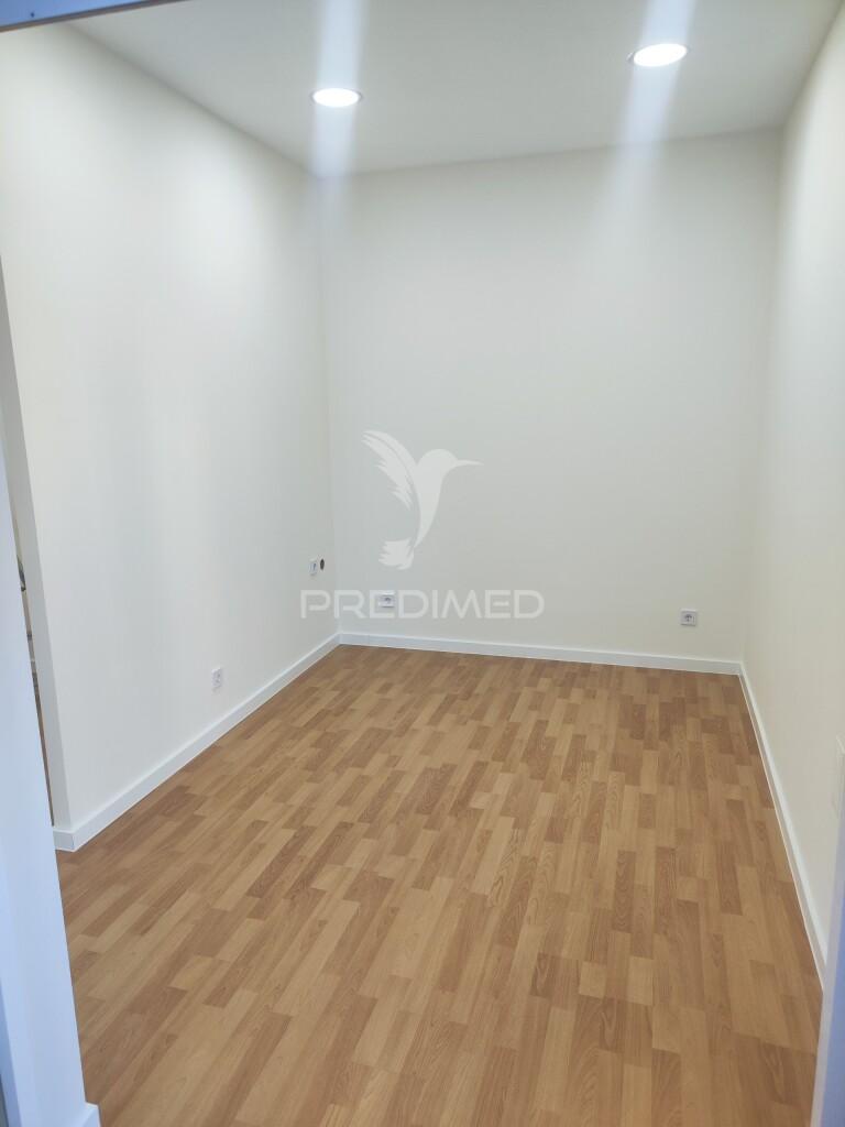 Espaço comercial loja à venda na cruz de pau