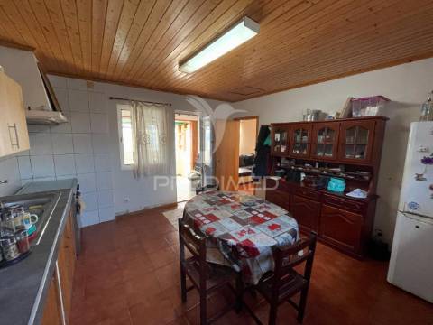 Moradia t3 lajes do pico