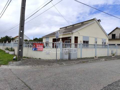 Moradia t3 / próximo da moita