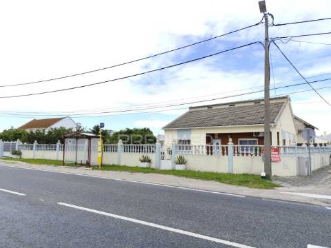 Moradia t3 / próximo da moita