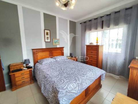 Moradia t3 / próximo da moita