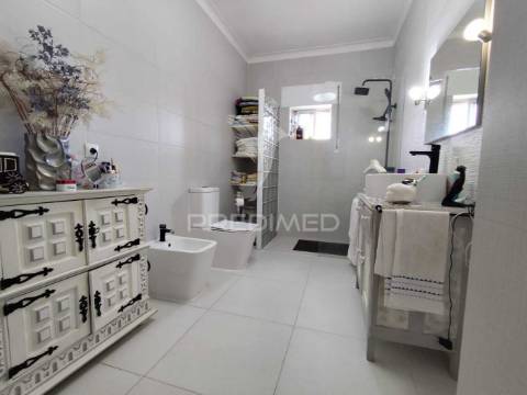 Moradia t3 / próximo da moita