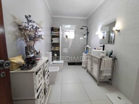 Moradia t3 / próximo da moita