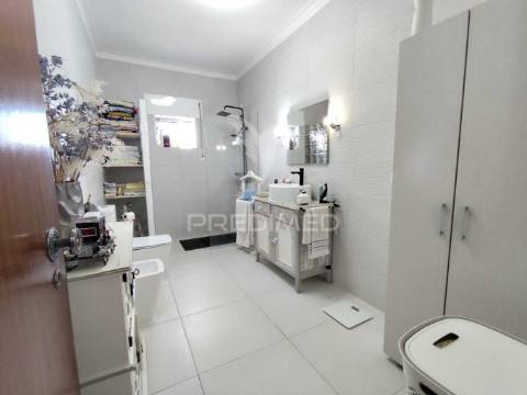 Moradia t3 / próximo da moita