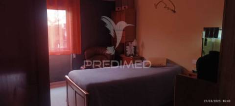 Moradia t3 / próximo da moita