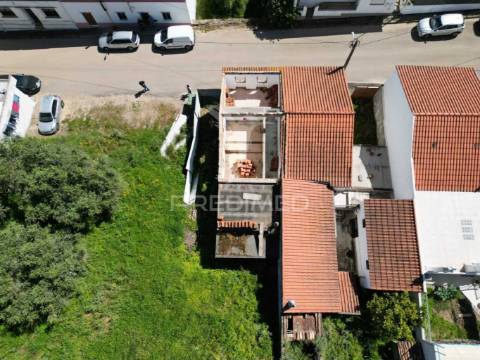 Moradia na aldeia - são marcos da serra