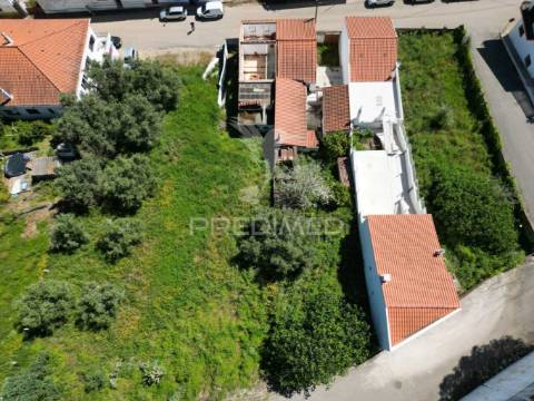 Moradia na aldeia - são marcos da serra