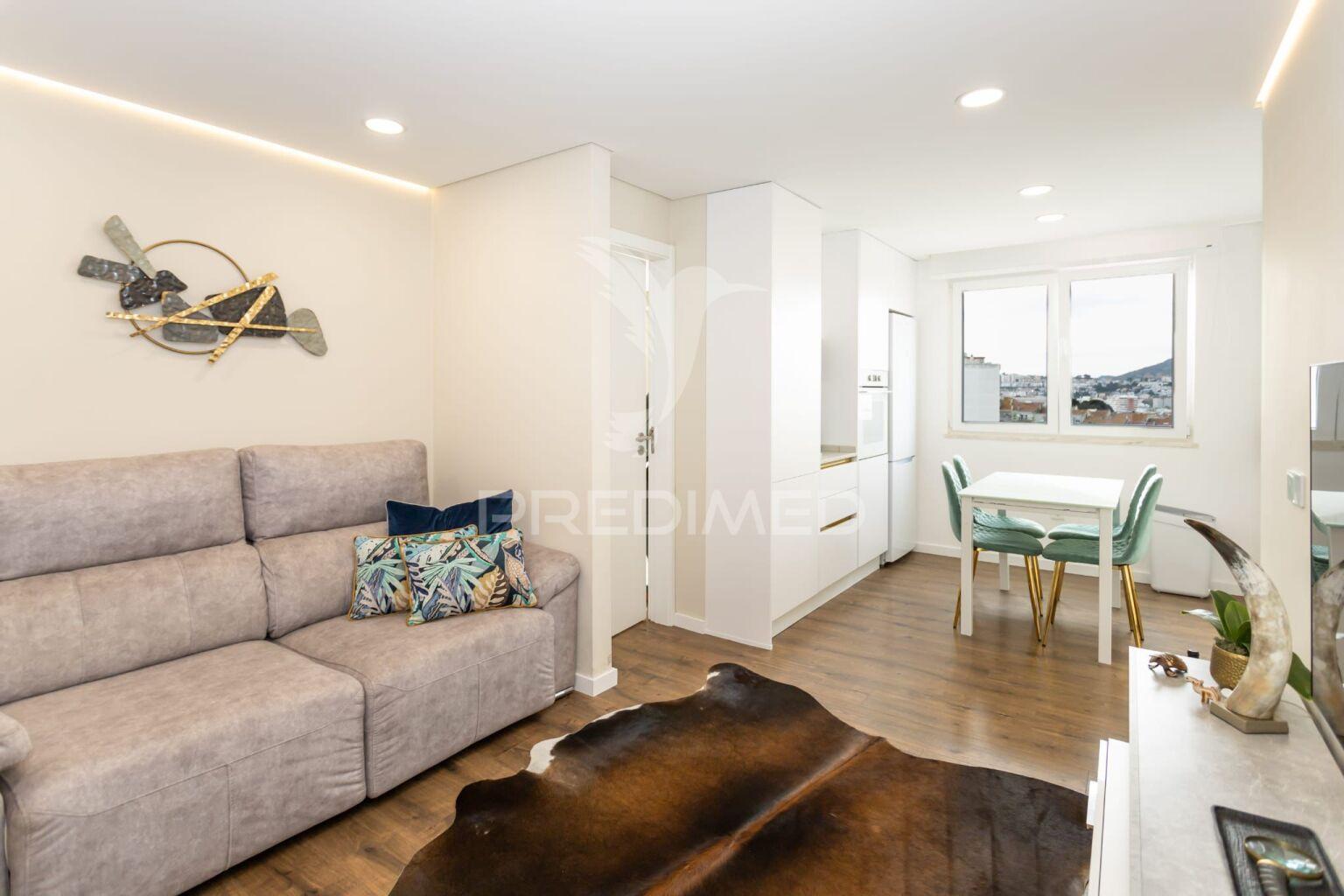 Apartamento t1 nos quatro caminhos