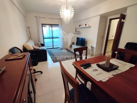 Apartamento perto da urbanização da anta