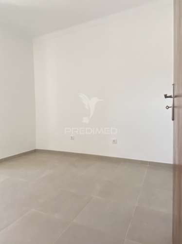 Moradia t2 com logradouro, remodelada, em são brás dos matos, alandroal
