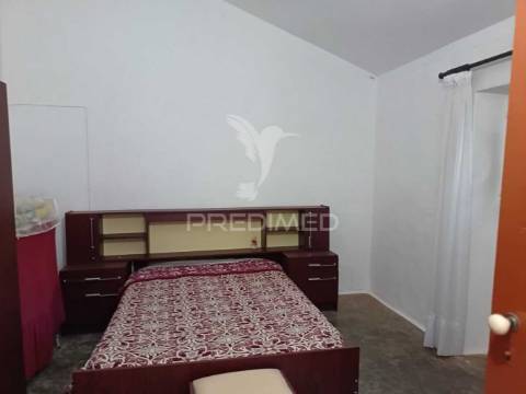 Monte alentejano com terreno e infraestruturas – são barnabé, almodôvar