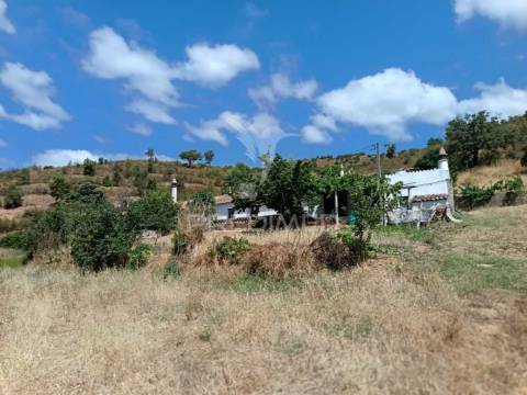 Monte alentejano com terreno e infraestruturas – são barnabé, almodôvar