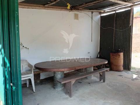 Monte alentejano com terreno e infraestruturas – são barnabé, almodôvar