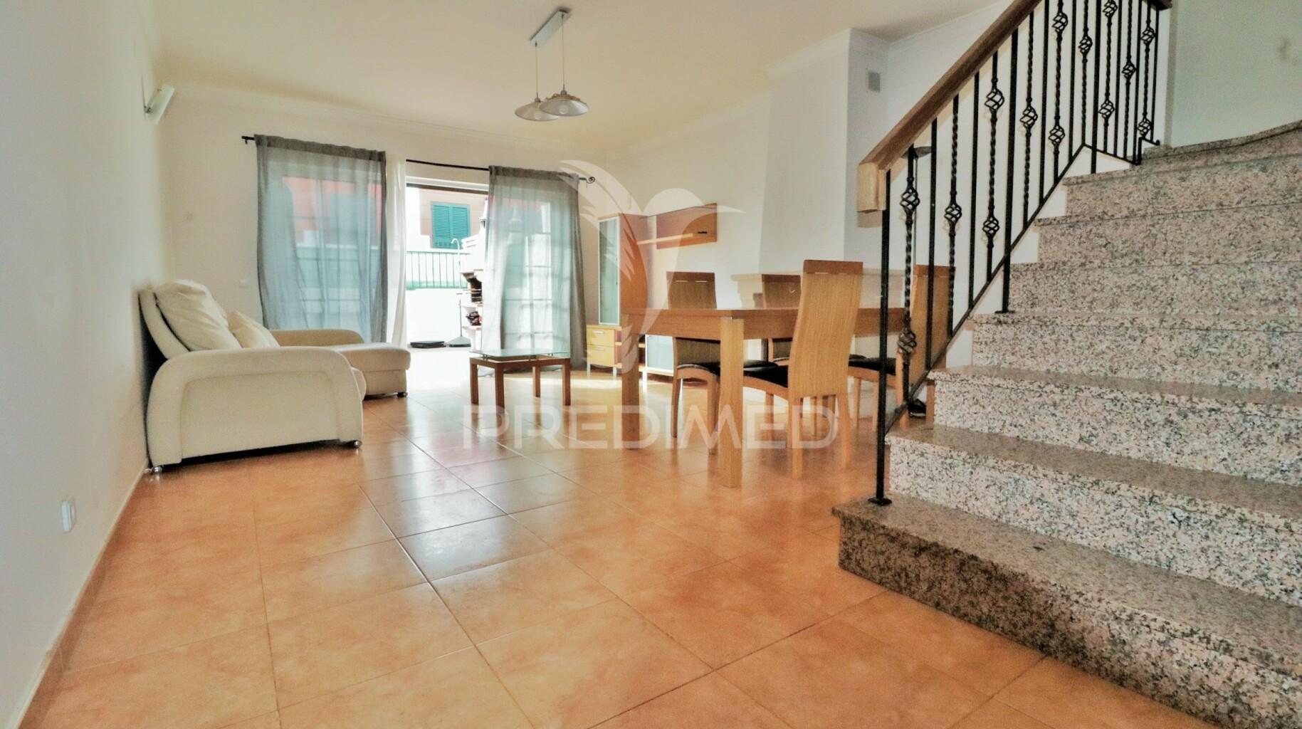 Moradia t3 em olhão – conforto em urbanização de qualidade