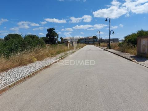 Lagos terreno p/construção de 1764m2, zona ultraprivilegiada