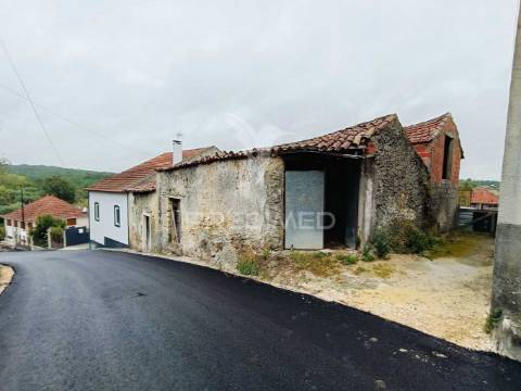 Moradia para restauro