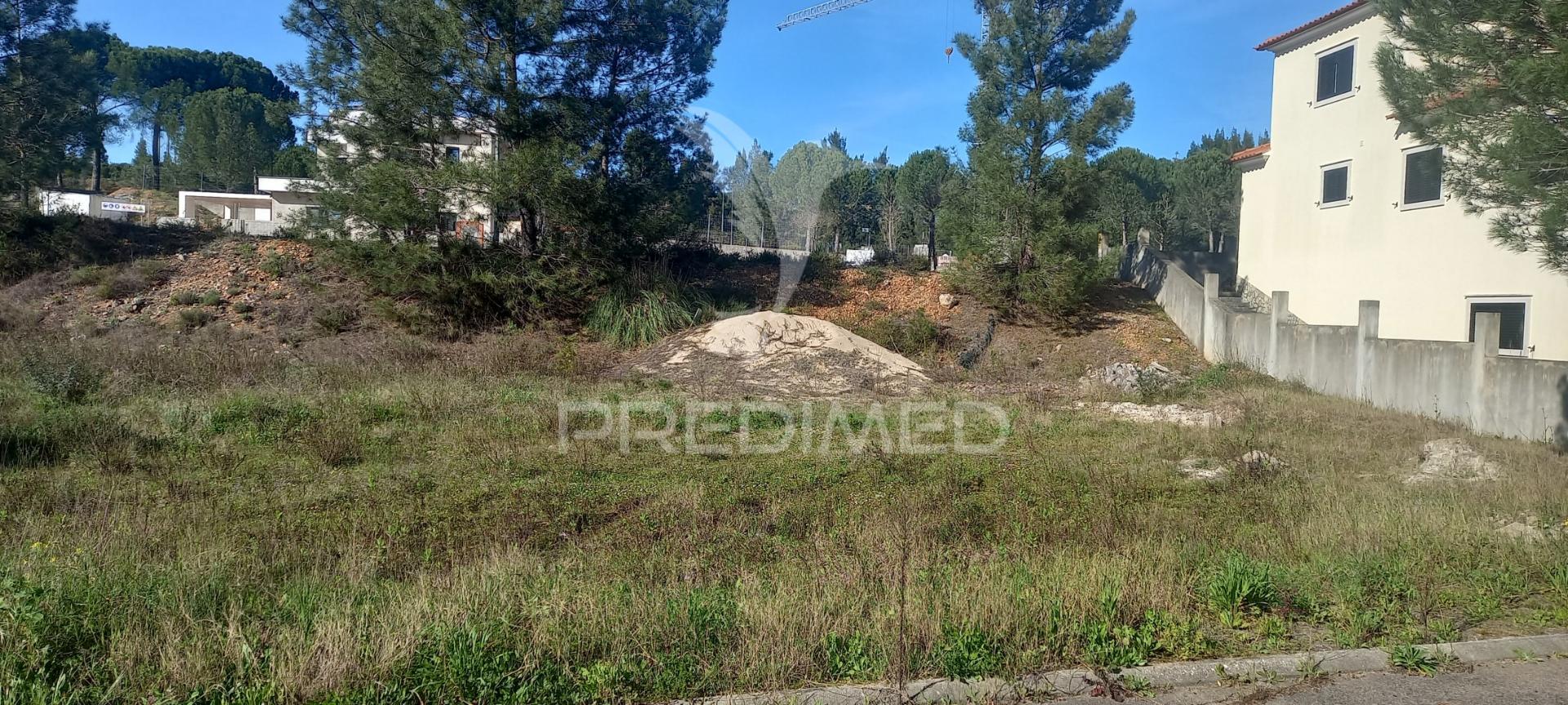 Lote de moradia