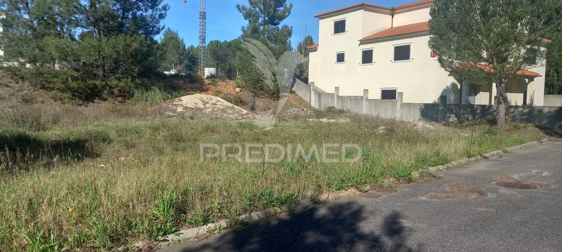 Lote de moradia