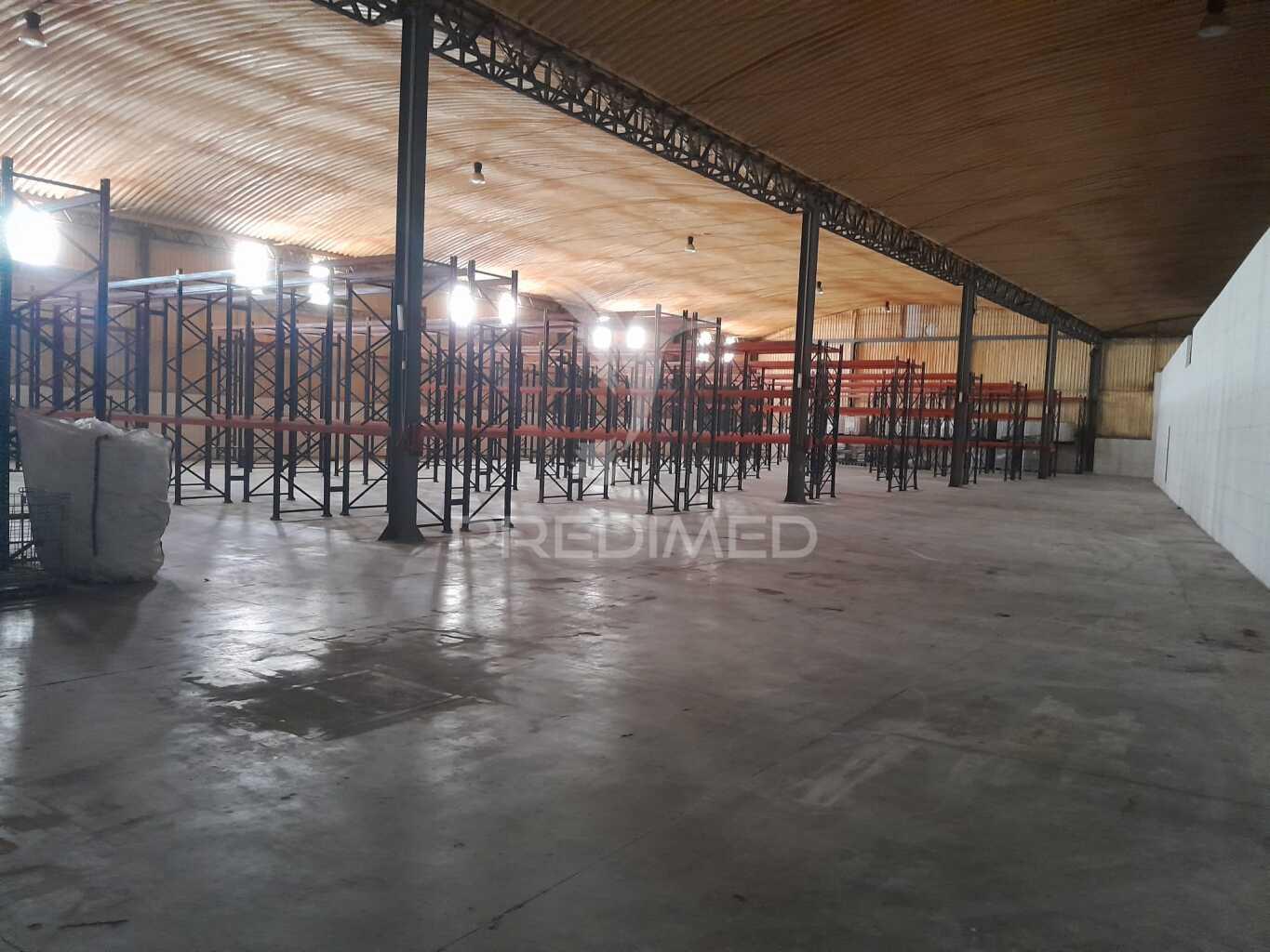 Complexo industrial e comercial
