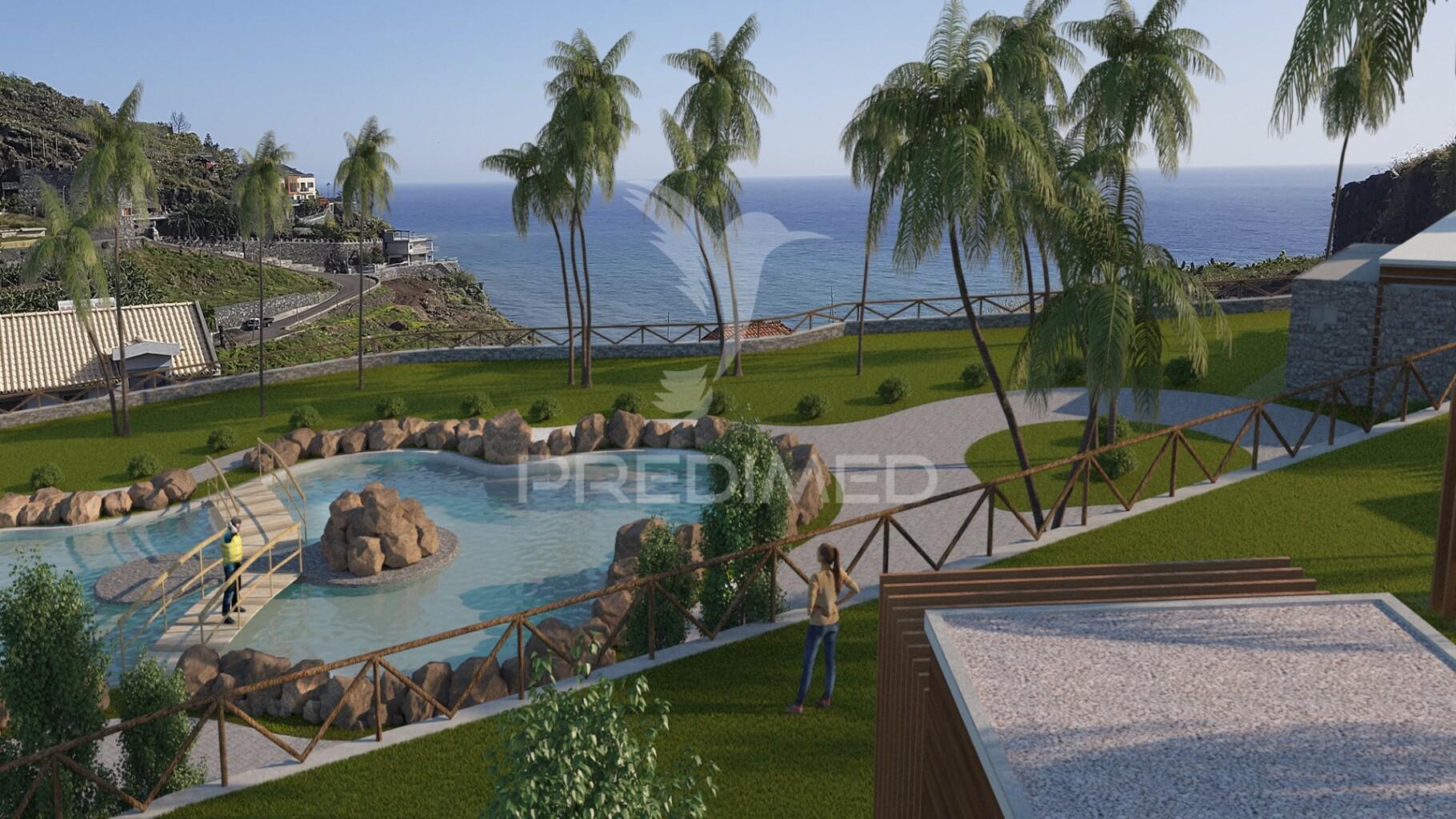 Terreno com projeto aprovado para construção de aldeamento turístico