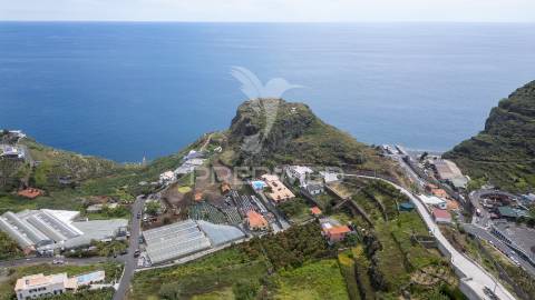 Terreno com projeto aprovado para construção de aldeamento turístico