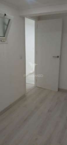 Loja transformada em t1 - vale de milhaços