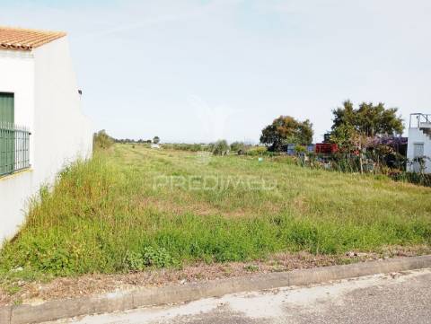 Terreno misto com 6080 m2 com 2 frentes