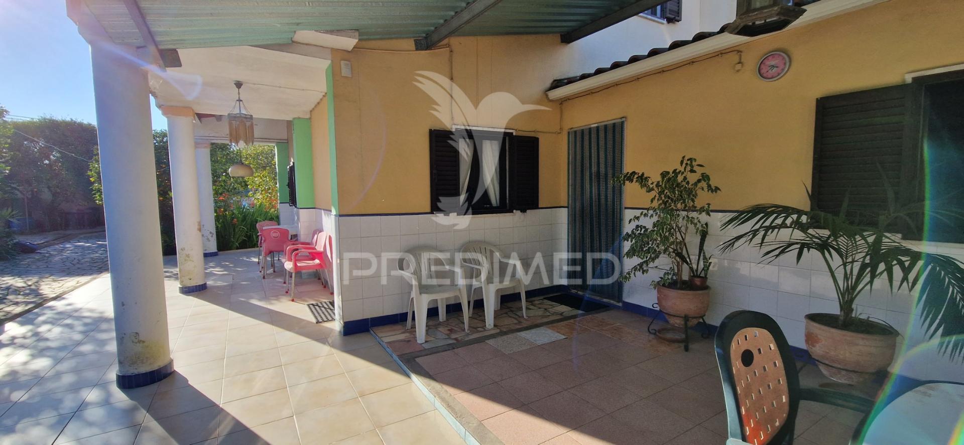 Quinta com moradia t3 em brejos de azeitão