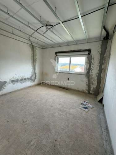 Moradia t3 +3 no centro da lixa