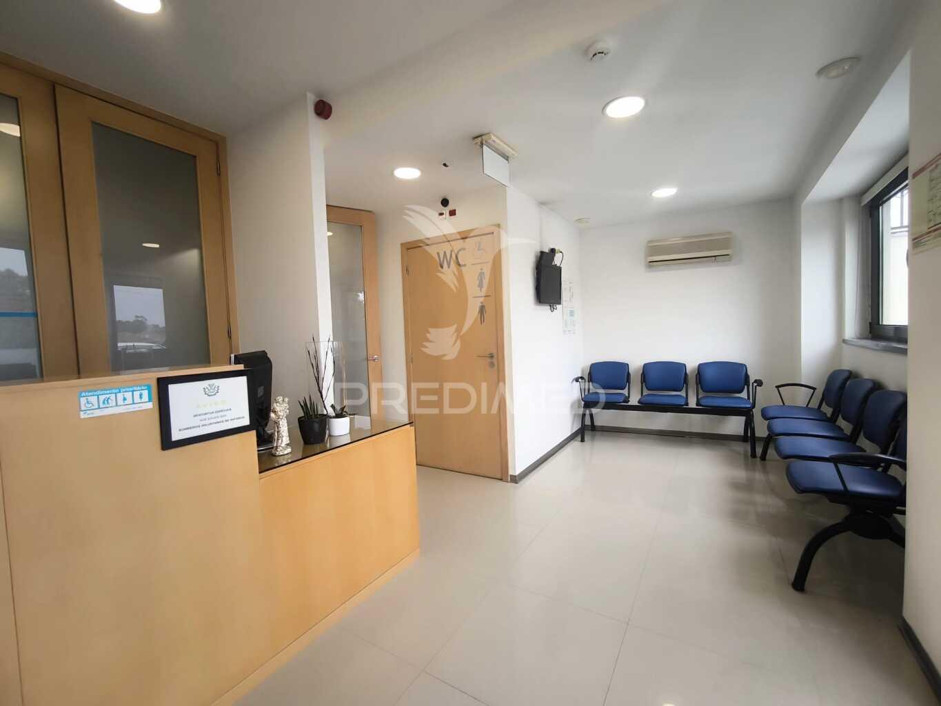 Clinica dentária para trespasse