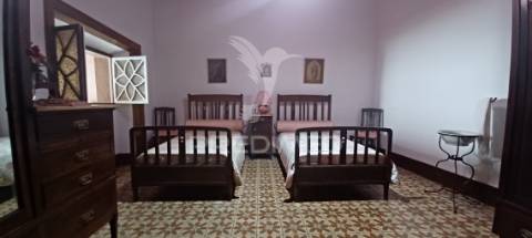 Moradia em campo maior