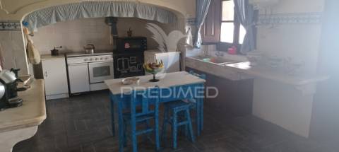 Moradia em campo maior