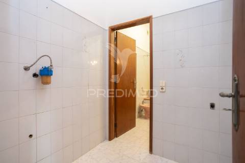 Grande moradia no centro do torrão