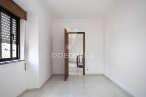 Grande moradia no centro do torrão