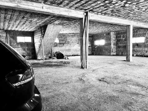 Moradia 440m2 | terreno 1200m2