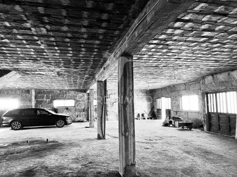 Moradia 440m2 | terreno 1200m2