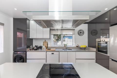 Moradia t4 || isolada || quintinhas