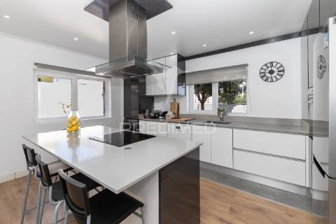 Moradia t4 || isolada || quintinhas