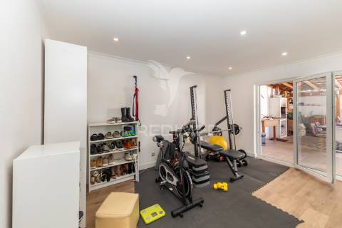 Moradia t4 || isolada || quintinhas