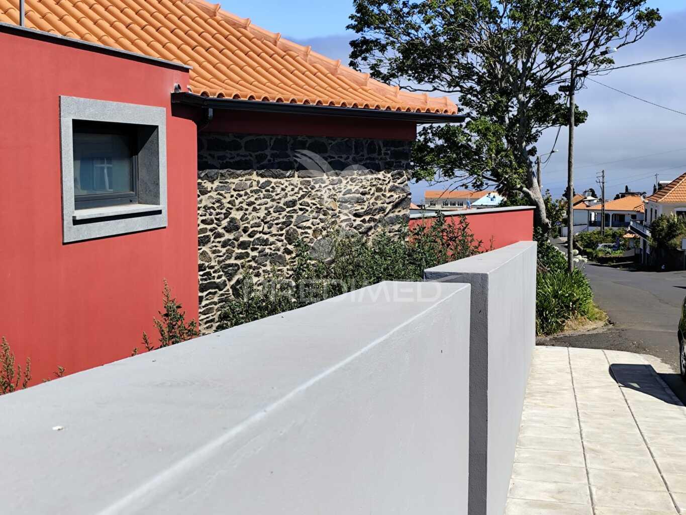 Moradia t2 em pedra na ponta de pargo