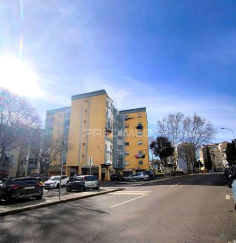 Oportunidade: t0 com potencial para duplex!