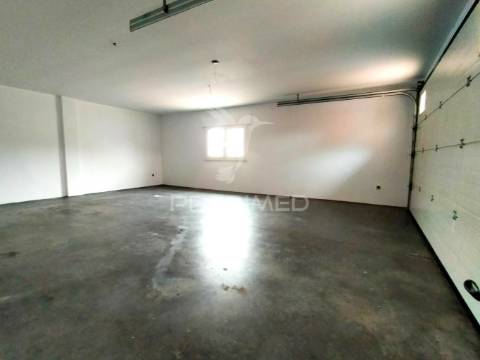 Moradia t7 | nova | leiria