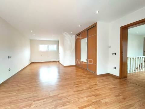 Moradia t7 | nova | leiria